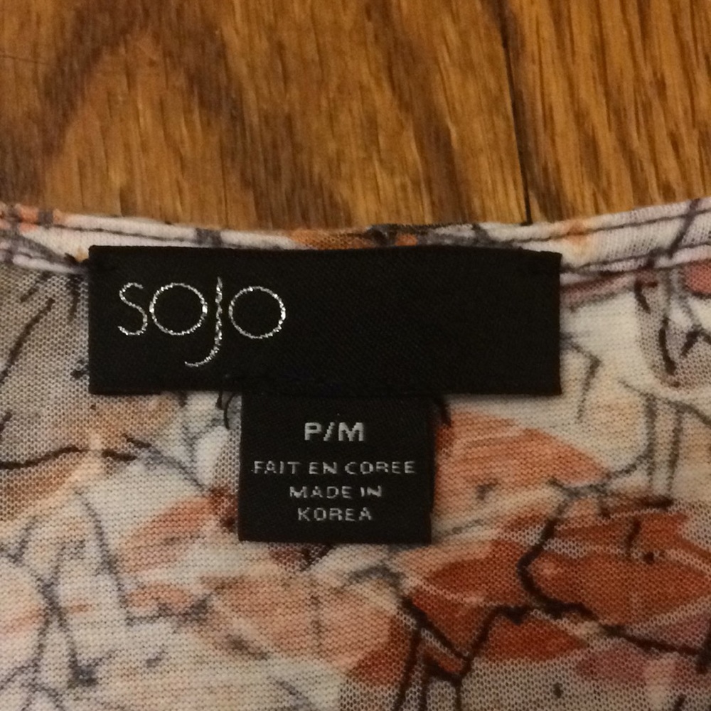 Sojo top - Picture 2 of 4